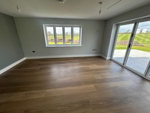 Photo 11- click for photo gallery